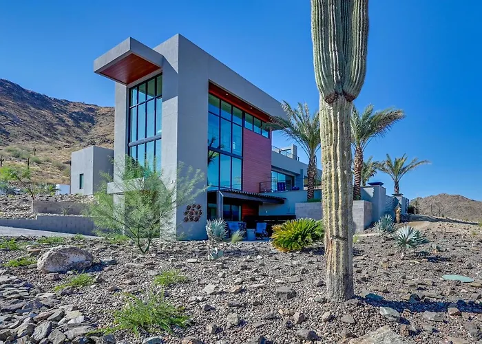 Near Trails! Mtn-view Couples Haven In