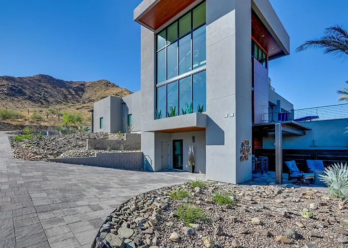 Apartment Near Trails! Mtn-view Couples Haven In